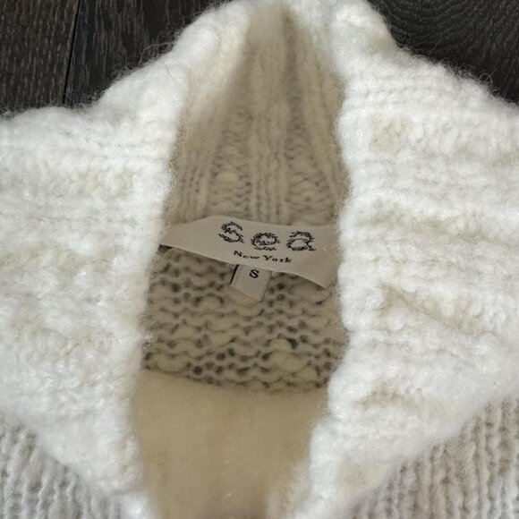 Sea White Sweater with Fruit Print - Picture 3 of 5